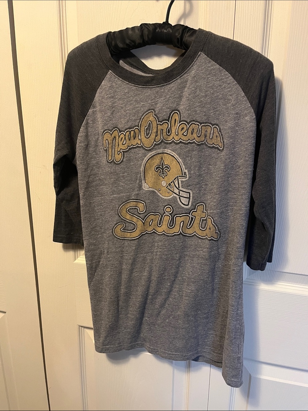 New Orleans Saints Women's Gray & 3/4 Sleeve Tee